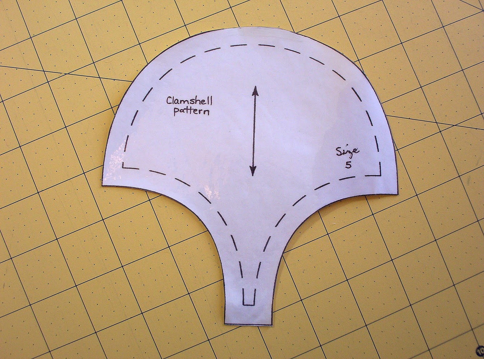 Brown Dirt Cottage Clamshell Tutorial